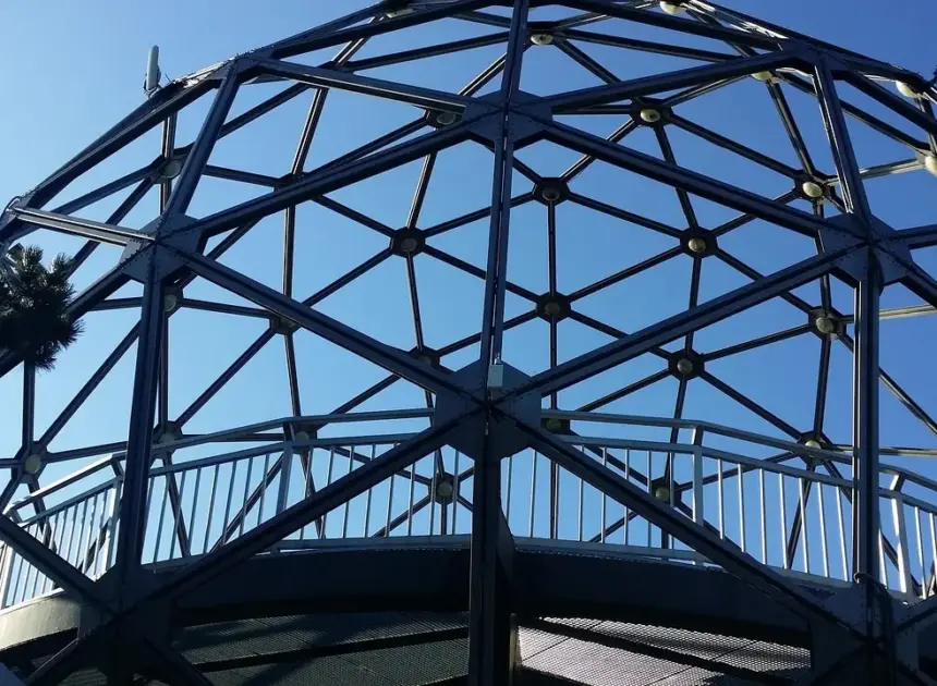 Hvor kan man parkere gratis ved Himmelbjerget?