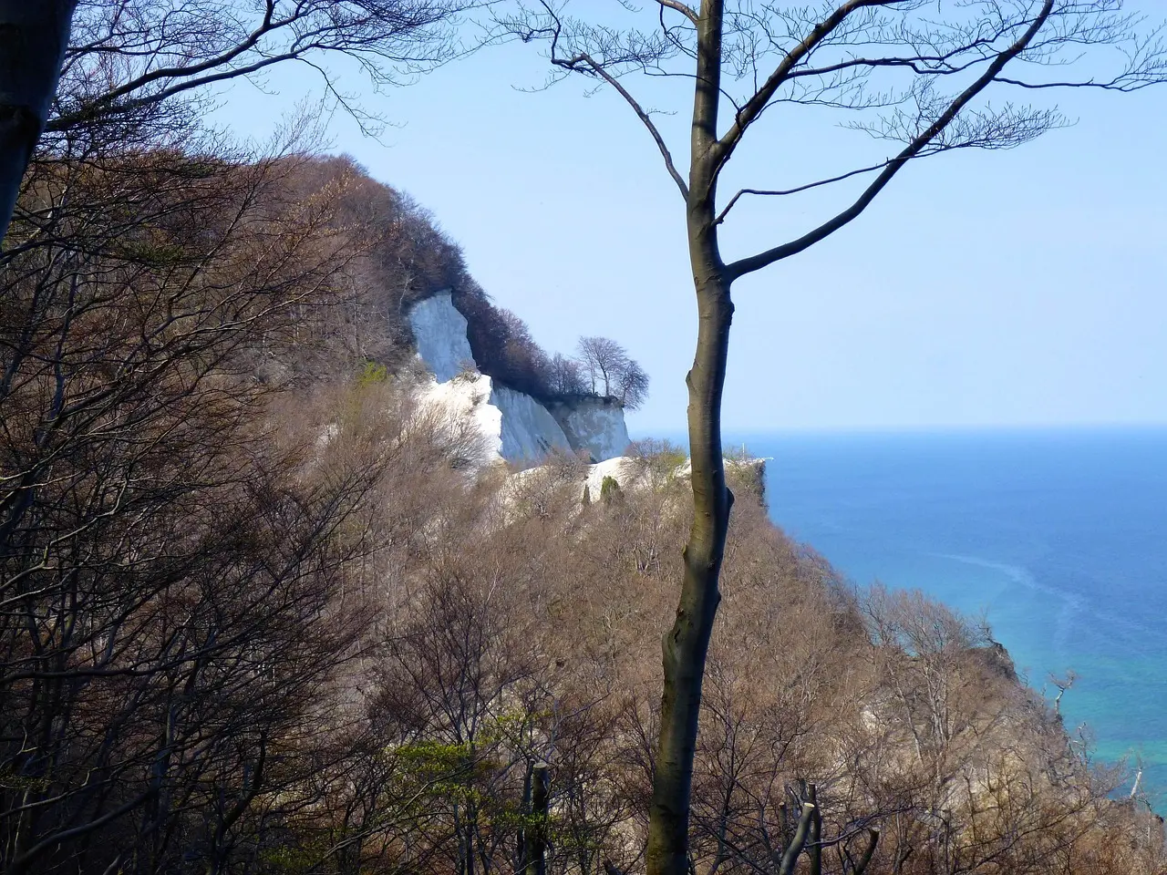 Kan man gå Trampestien ved Stevns Klint med barnevogn?